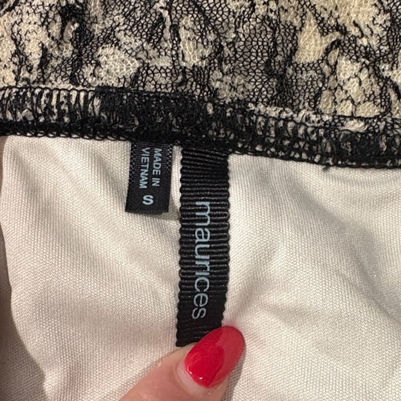 Maurices Lace Overlay Camisole Top size small - Picture 11 of 12
